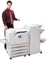 Xerox Mdulo De Acabado Profesional Con Generador De Folletos, Plegado, Taladro De 4 Orificios, Apiladora-Grapadora. (097S03633)